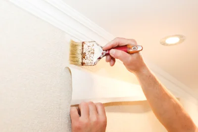 Pose de papier peint à Asnières-en-Bessin — revêtements muraux et toiles de verre
